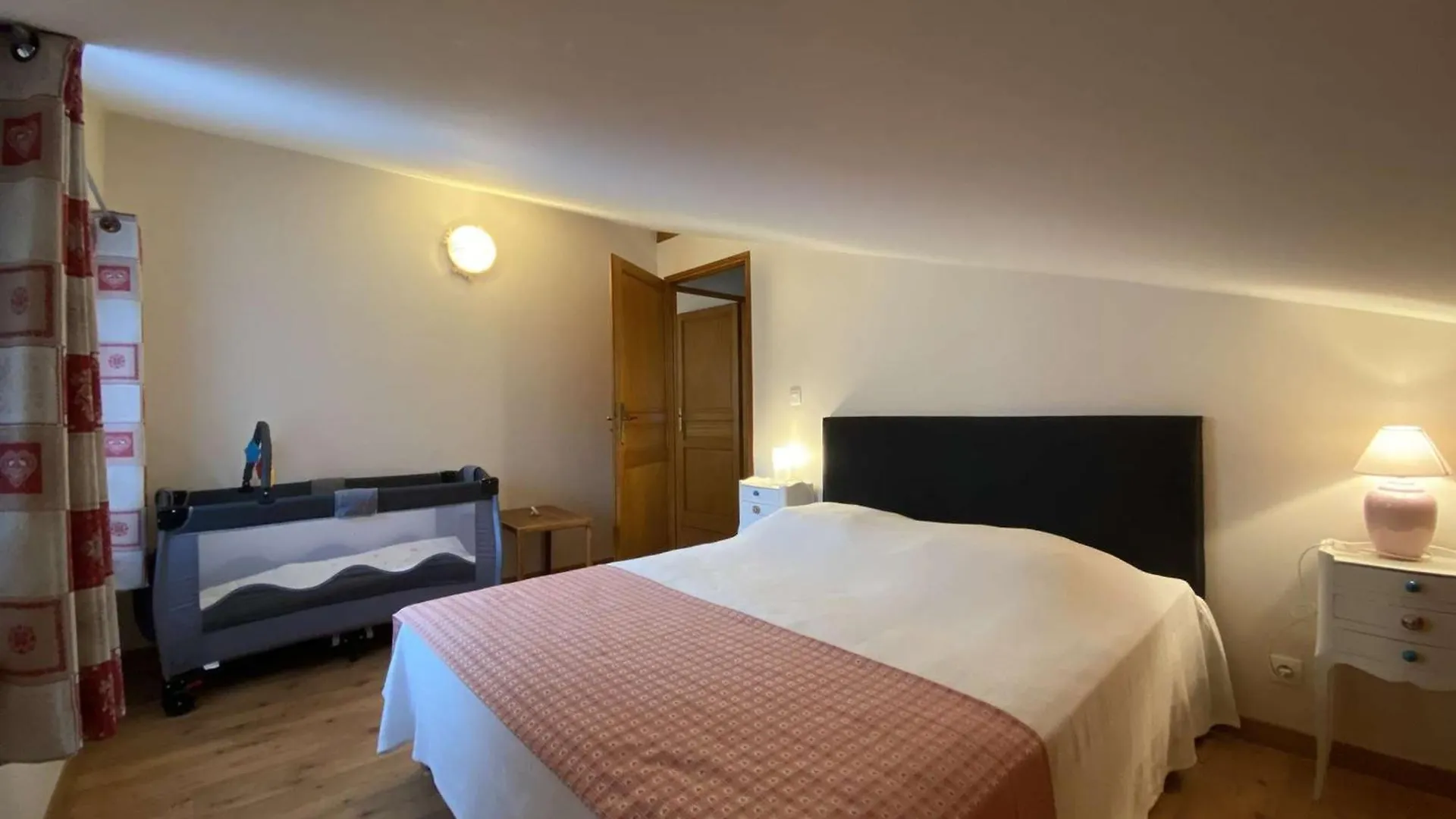 Appartement Spacieux 9 Pers A Beaufort Avec Balcon, 4 Chambres Et Equipements Familiaux - Fr-1-342-289 France